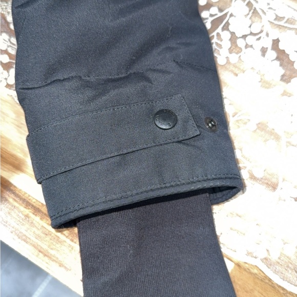 Canada Goose Womens Large Elmvale Parka in Black- Authentic - Picture 9 of 16